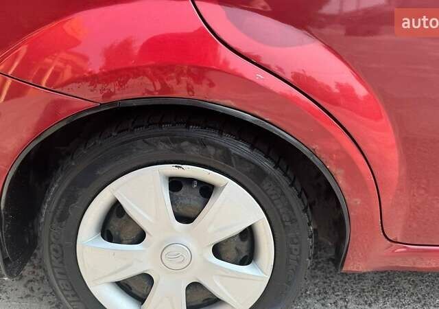 Красный Шевроле Авео, объемом двигателя 1.5 л и пробегом 329 тыс. км за 2900 $, фото 20 на Automoto.ua