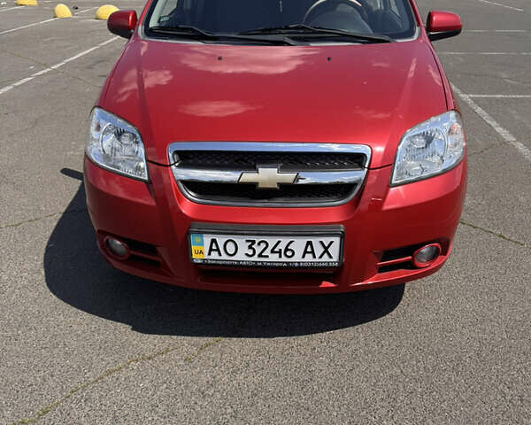 Красный Шевроле Авео, объемом двигателя 1.5 л и пробегом 52 тыс. км за 4999 $, фото 4 на Automoto.ua