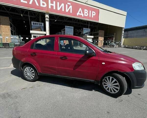 Красный Шевроле Авео, объемом двигателя 1.5 л и пробегом 577 тыс. км за 2100 $, фото 7 на Automoto.ua