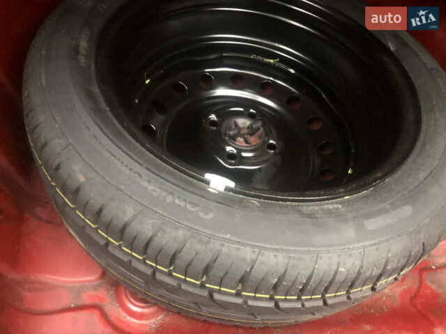 Красный Шевроле Авео, объемом двигателя 1.5 л и пробегом 52 тыс. км за 5400 $, фото 16 на Automoto.ua