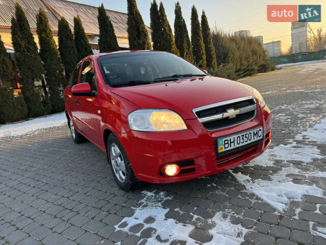 Красный Шевроле Авео, объемом двигателя 1.5 л и пробегом 79 тыс. км за 5250 $, фото 4 на Automoto.ua