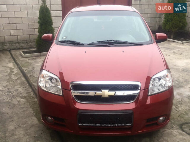 Красный Шевроле Авео, объемом двигателя 1.5 л и пробегом 52 тыс. км за 5400 $, фото 2 на Automoto.ua