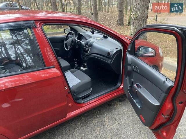 Червоний Шевроле Авео, об'ємом двигуна 1.5 л та пробігом 123 тис. км за 5500 $, фото 7 на Automoto.ua