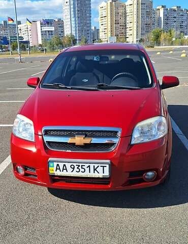 Красный Шевроле Авео, объемом двигателя 1.5 л и пробегом 117 тыс. км за 5000 $, фото 1 на Automoto.ua