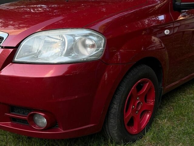 Червоний Шевроле Авео, об'ємом двигуна 1.5 л та пробігом 200 тис. км за 4750 $, фото 3 на Automoto.ua