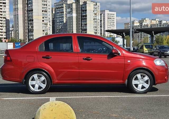 Красный Шевроле Авео, объемом двигателя 1.5 л и пробегом 117 тыс. км за 5000 $, фото 15 на Automoto.ua