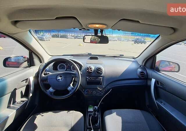 Красный Шевроле Авео, объемом двигателя 1.5 л и пробегом 117 тыс. км за 5000 $, фото 37 на Automoto.ua