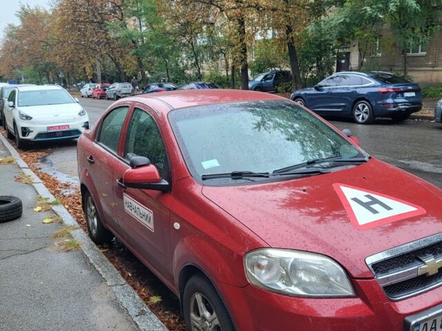 Шевроле Авео 2011 у Києві на Automoto.ua Червоний Шевроле Авео, об'ємом двигуна 0 л та пробігом 177 тис. км за 5000 $, фото 2 на Automoto.ua