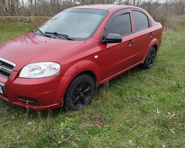 Красный Шевроле Авео, объемом двигателя 1.5 л и пробегом 150 тыс. км за 4700 $, фото 5 на Automoto.ua