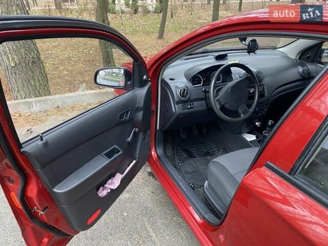 Червоний Шевроле Авео, об'ємом двигуна 1.5 л та пробігом 123 тис. км за 5500 $, фото 8 на Automoto.ua