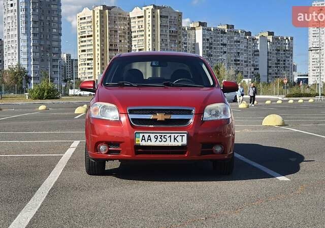 Красный Шевроле Авео, объемом двигателя 1.5 л и пробегом 117 тыс. км за 5000 $, фото 8 на Automoto.ua