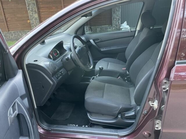 Шевроле Авео 2013 в Броварах на Automoto.ua Красный Шевроле Авео, объемом двигателя 1.5 л и пробегом 76 тыс. км за 4300 $, фото 7 на Automoto.ua