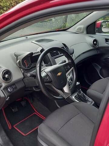 Красный Шевроле Авео, объемом двигателя 1.6 л и пробегом 98 тыс. км за 7200 $, фото 8 на Automoto.ua