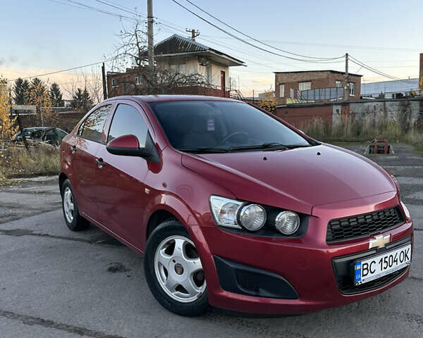 Червоний Шевроле Авео, об'ємом двигуна 1.4 л та пробігом 116 тис. км за 5500 $, фото 2 на Automoto.ua