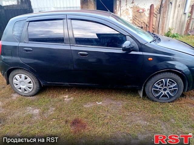 Шевроле Авео, объемом двигателя 1.5 л и пробегом 250 тыс. км за 2600 $, фото 2 на Automoto.ua