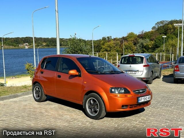 Шевроле Авео, об'ємом двигуна 1.5 л та пробігом 200 тис. км за 3200 $, фото 9 на Automoto.ua