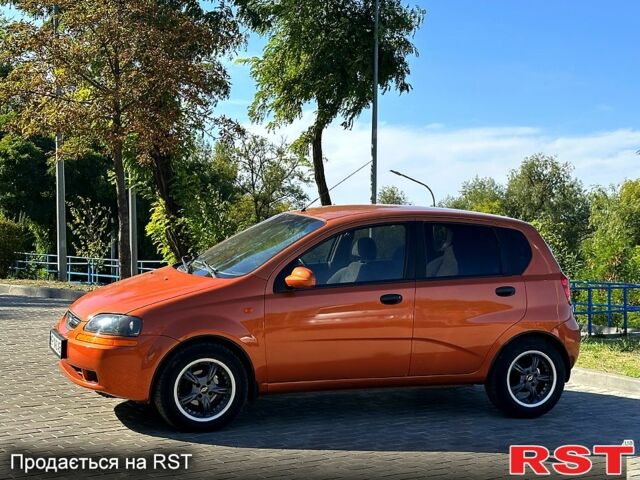 Шевроле Авео, об'ємом двигуна 1.5 л та пробігом 200 тис. км за 3200 $, фото 2 на Automoto.ua
