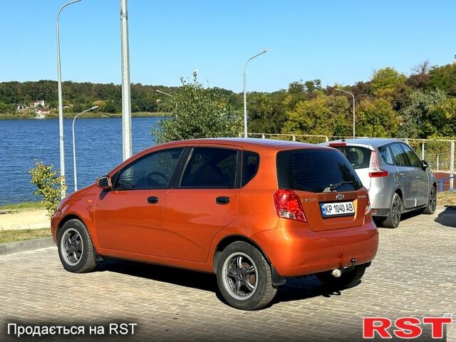 Шевроле Авео, об'ємом двигуна 1.5 л та пробігом 200 тис. км за 3200 $, фото 7 на Automoto.ua
