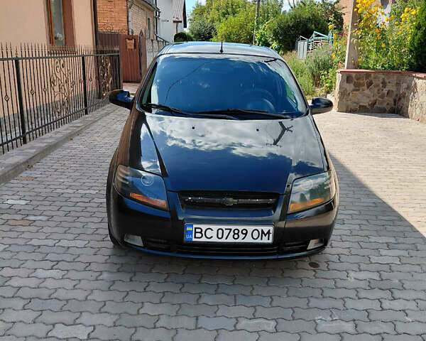 Шевроле Авео, объемом двигателя 1.5 л и пробегом 180 тыс. км за 3000 $, фото 2 на Automoto.ua