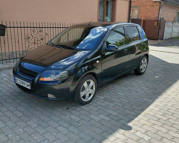 Шевроле Авео, объемом двигателя 1.5 л и пробегом 180 тыс. км за 3000 $, фото 1 на Automoto.ua