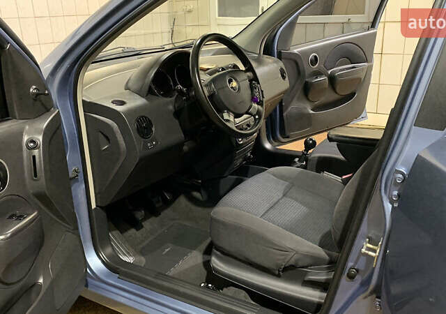 Шевроле Авео, объемом двигателя 1.6 л и пробегом 203 тыс. км за 3500 $, фото 11 на Automoto.ua