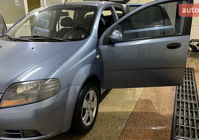 Шевроле Авео, объемом двигателя 1.6 л и пробегом 203 тыс. км за 3500 $, фото 13 на Automoto.ua