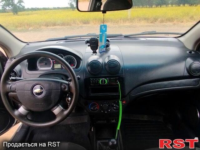 Шевроле Авео, объемом двигателя 1.5 л и пробегом 200 тыс. км за 2800 $, фото 7 на Automoto.ua