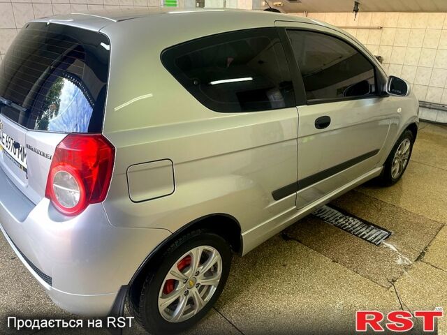 Шевроле Авео, объемом двигателя 1.5 л и пробегом 105 тыс. км за 3850 $, фото 1 на Automoto.ua