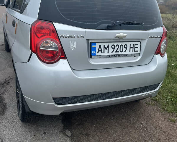 Шевроле Авео, объемом двигателя 1.5 л и пробегом 210 тыс. км за 3500 $, фото 2 на Automoto.ua
