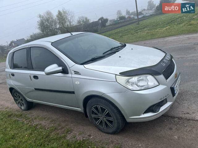 Шевроле Авео, объемом двигателя 1.5 л и пробегом 210 тыс. км за 3500 $, фото 1 на Automoto.ua