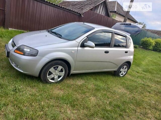 Шевроле Авео, об'ємом двигуна 1.5 л та пробігом 200 тис. км за 4000 $, фото 1 на Automoto.ua