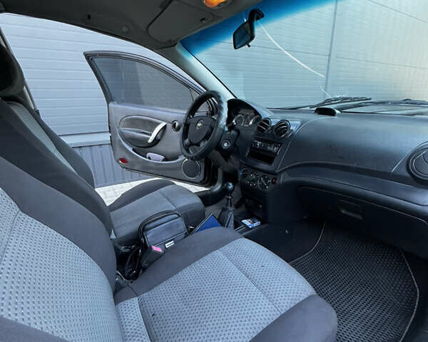 Шевроле Авео, об'ємом двигуна 1.5 л та пробігом 191 тис. км за 3550 $, фото 9 на Automoto.ua