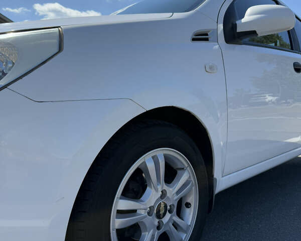 Шевроле Авео, объемом двигателя 1.5 л и пробегом 145 тыс. км за 6450 $, фото 4 на Automoto.ua