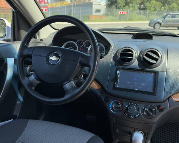 Шевроле Авео, объемом двигателя 1.5 л и пробегом 145 тыс. км за 6450 $, фото 7 на Automoto.ua