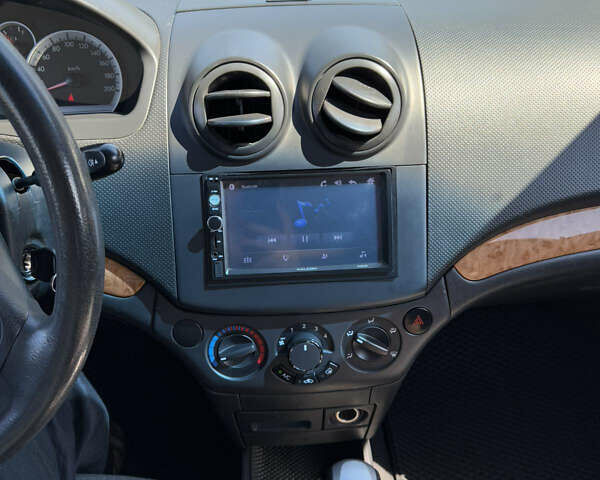 Шевроле Авео, объемом двигателя 1.5 л и пробегом 145 тыс. км за 6450 $, фото 8 на Automoto.ua