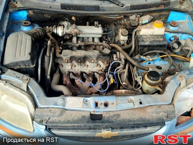 Шевроле Авео, объемом двигателя 15 л и пробегом 90 тыс. км за 1600 $, фото 3 на Automoto.ua