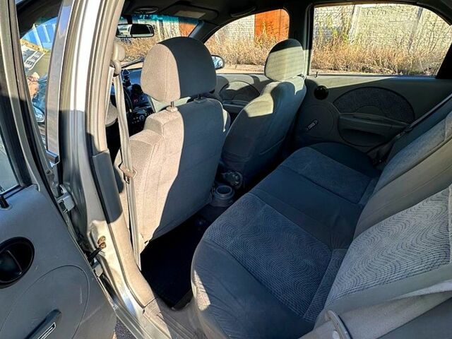 Шевроле Авео, объемом двигателя 1.5 л и пробегом 250 тыс. км за 2100 $, фото 8 на Automoto.ua