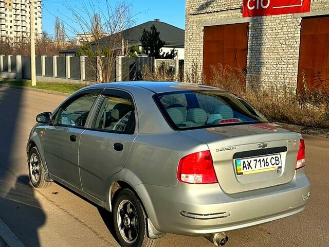 Шевроле Авео, объемом двигателя 1.5 л и пробегом 250 тыс. км за 2100 $, фото 4 на Automoto.ua