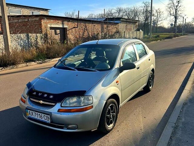 Шевроле Авео, объемом двигателя 1.5 л и пробегом 250 тыс. км за 2100 $, фото 2 на Automoto.ua