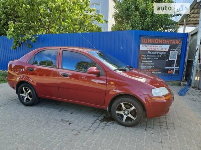 Шевроле Авео, об'ємом двигуна 1.5 л та пробігом 300 тис. км за 2600 $, фото 3 на Automoto.ua