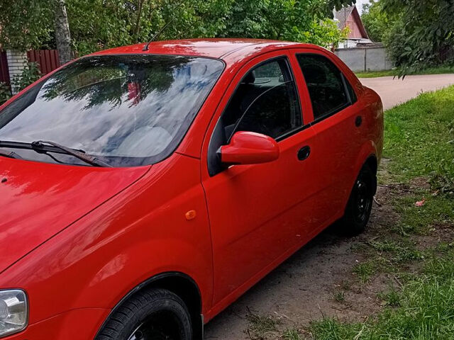 Шевроле Авео, об'ємом двигуна 1.5 л та пробігом 170 тис. км за 2300 $, фото 1 на Automoto.ua