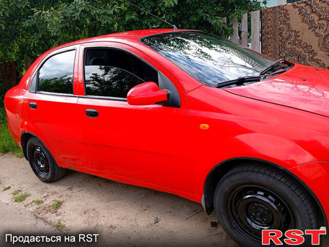 Шевроле Авео, об'ємом двигуна 1.5 л та пробігом 170 тис. км за 2300 $, фото 3 на Automoto.ua