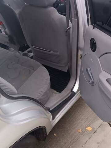 Шевроле Авео, об'ємом двигуна 1.5 л та пробігом 270 тис. км за 2500 $, фото 2 на Automoto.ua