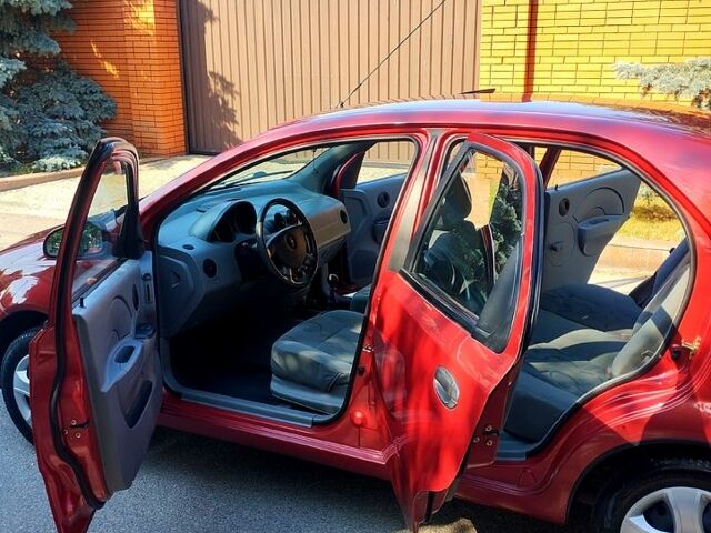 Шевроле Авео, объемом двигателя 1.5 л и пробегом 154 тыс. км за 3500 $, фото 5 на Automoto.ua