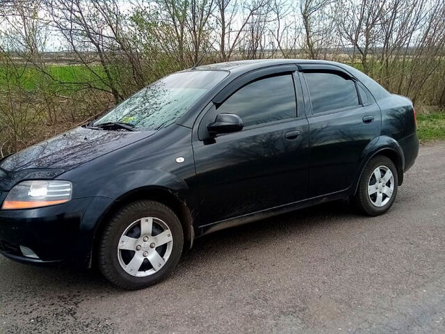Шевроле Авео, объемом двигателя 1.5 л и пробегом 250 тыс. км за 3700 $, фото 2 на Automoto.ua
