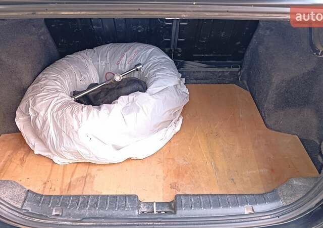 Шевроле Авео, объемом двигателя 1.5 л и пробегом 260 тыс. км за 2900 $, фото 13 на Automoto.ua