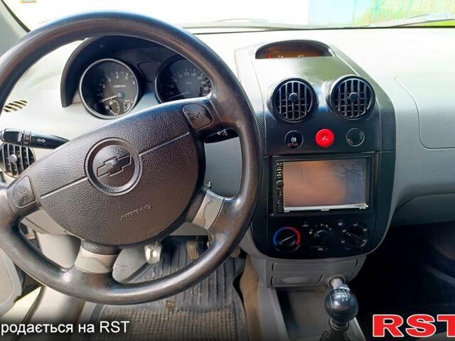 Шевроле Авео, об'ємом двигуна 1.5 л та пробігом 185 тис. км за 2300 $, фото 2 на Automoto.ua