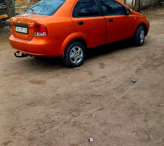 Шевроле Авео, объемом двигателя 15 л и пробегом 0 тыс. км за 1950 $, фото 2 на Automoto.ua