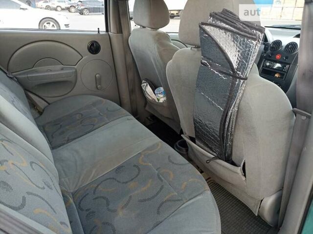 Шевроле Авео, об'ємом двигуна 1.5 л та пробігом 257 тис. км за 2700 $, фото 12 на Automoto.ua