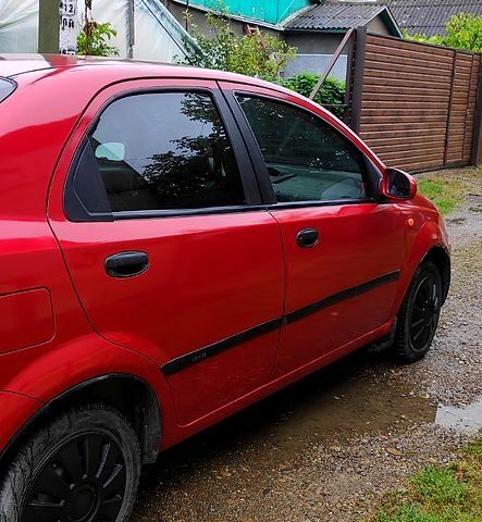 Шевроле Авео, объемом двигателя 1.5 л и пробегом 153 тыс. км за 2700 $, фото 3 на Automoto.ua